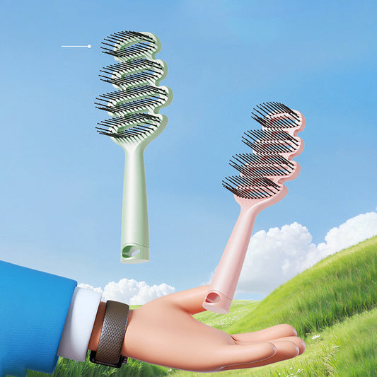 Brosse à cheveux incurvée avec ventilation