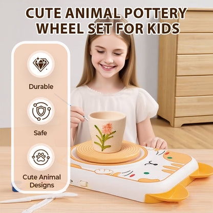 Ensemble de poterie mignon pour enfants sur le thème des animaux