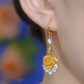Boucles d'oreilles élégantes en maille rose