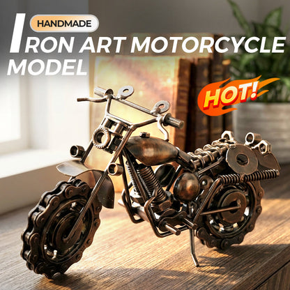 Modèle de moto en fer forgé à la main