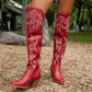 Bottes de cow-boy montant jusqu'aux genoux