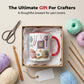 Tasse à café en céramique sur le thème du crochet et du tricot