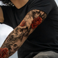 Tatouages temporaires couvrant tout le bras